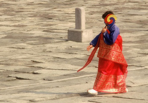 Photo of Korean woman by Ron Veto